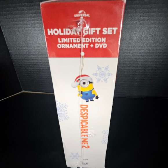 New Despicable Me 2 DVD Holiday Gift Set Limited Edition Ornament & DVD Sealed - Picture 2 of 8